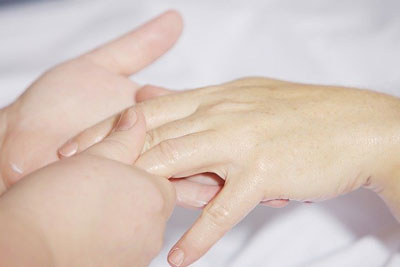 Course Image for SUNP06 Hand And Lower Arm Massage